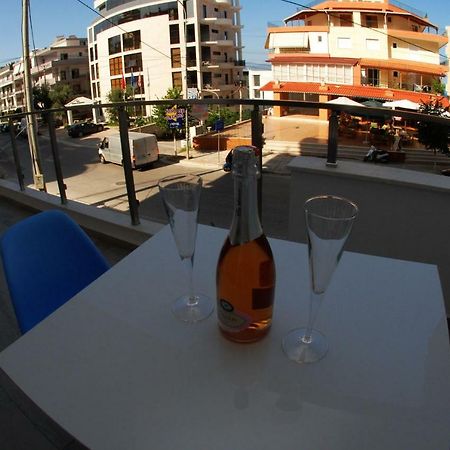 Oceanic Luxury Apartments Sarandë Exterior foto