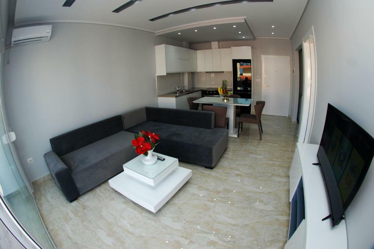 Oceanic Luxury Apartments Sarandë Exterior foto