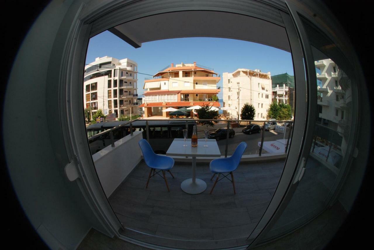 Oceanic Luxury Apartments Sarandë Exterior foto
